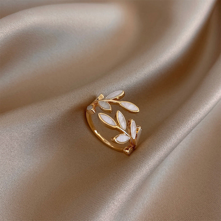 Bague Botanique en Opale Feuille