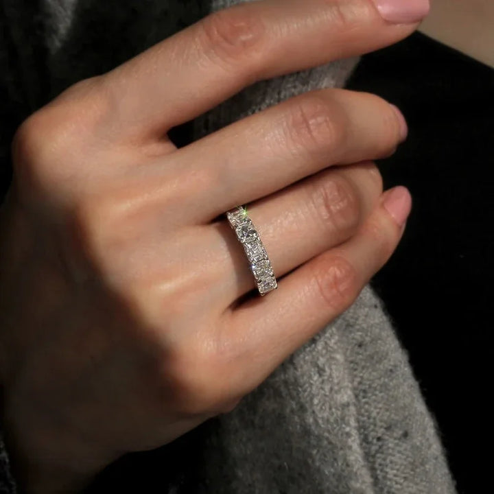 Bague Éblouissante en Zircon Cubique