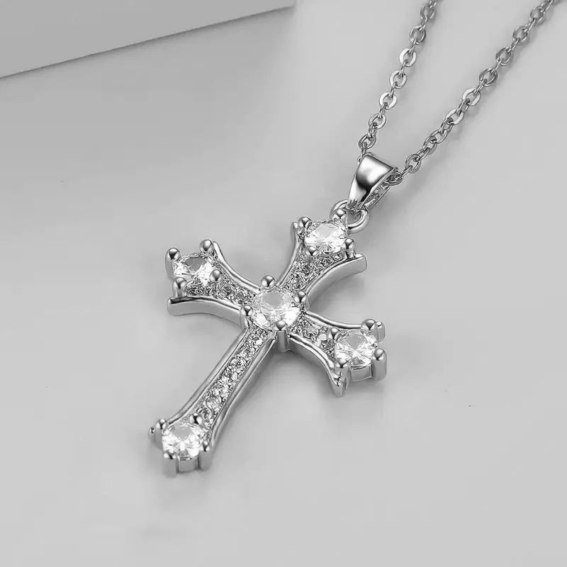 Collier Croisé en Zirconium Élégant