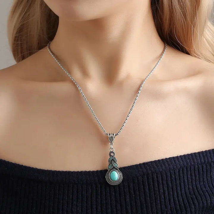Ensemble de Bijoux en Turquoise - Collier en Argent Filigrané et Boucles d&