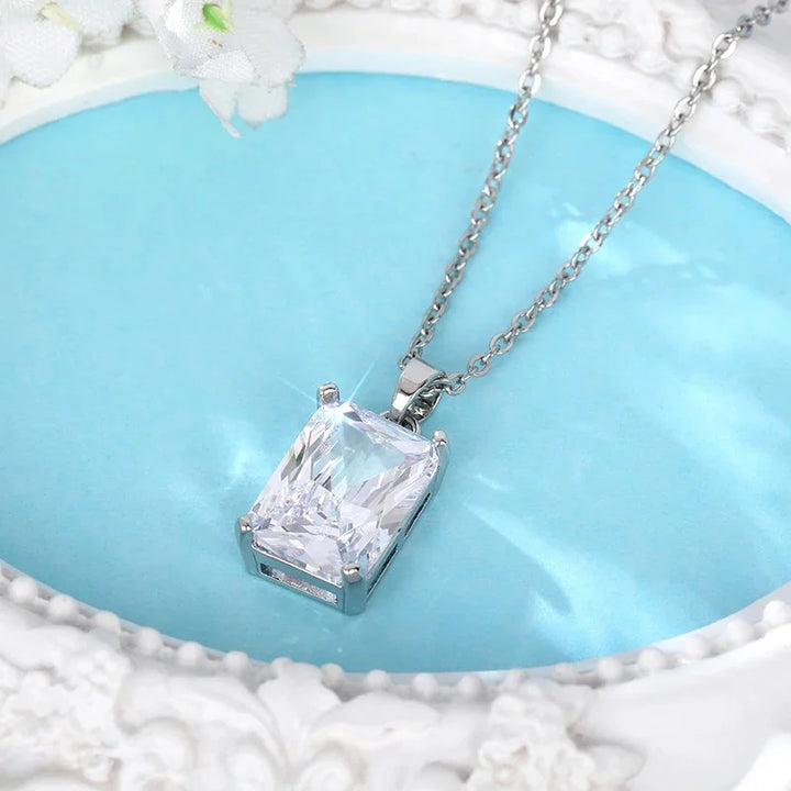 Collier en Zircon Cubique Éclatant