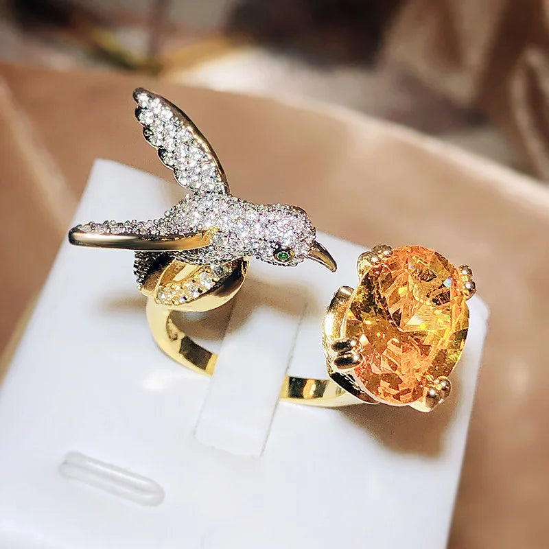 Bague Ajustable en Pierre Précieuse Colibri – Zircon, Plaqué Or 14K