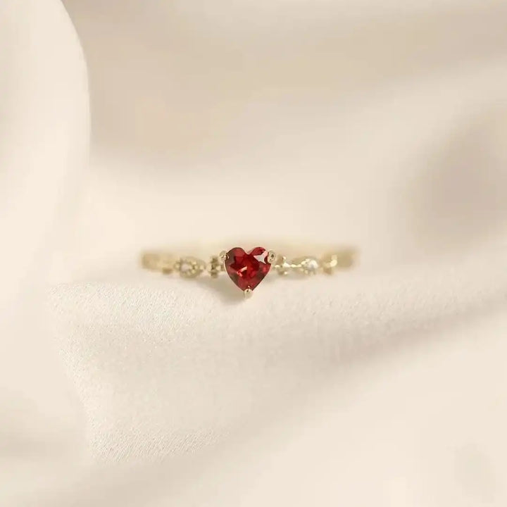 Bague Accent Marquise en Pierre de Cœur