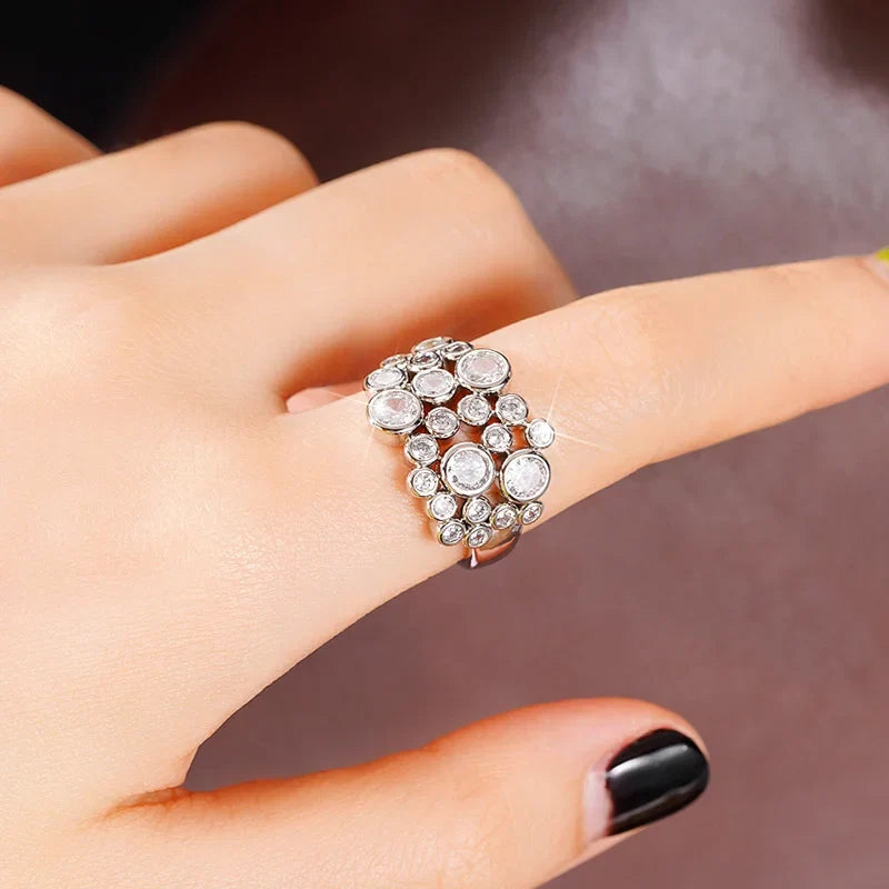 Bague Ronde en Zircon Cubique de Luxe