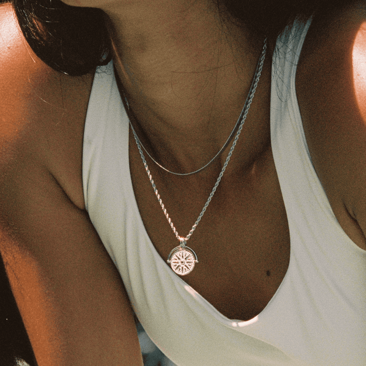 Collier Pendentif Soleil en Argent ou en Or