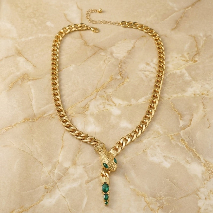 Collier Luxueux en Or en Forme de Serpent