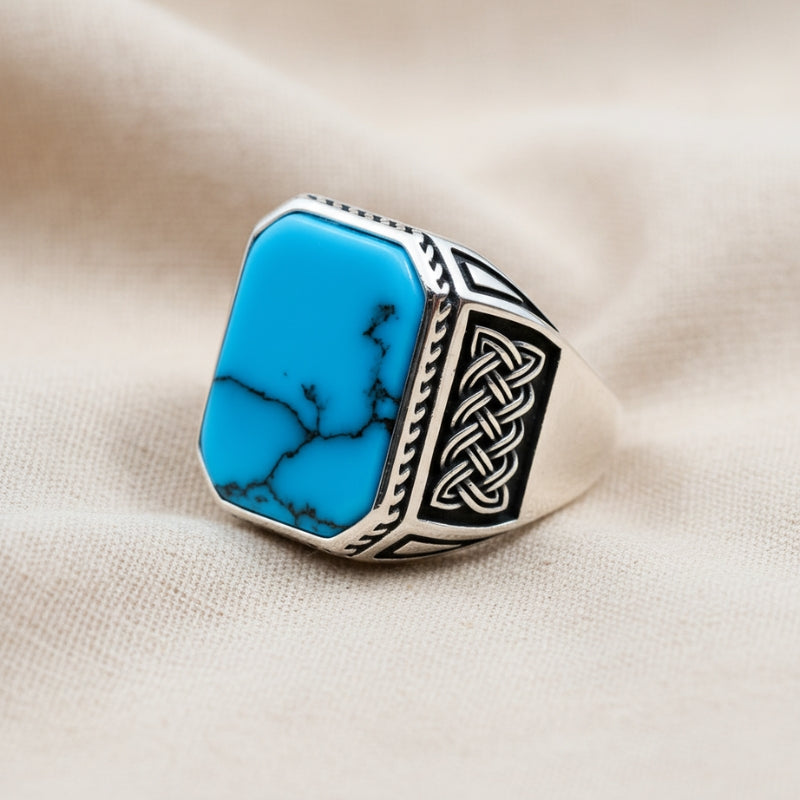 Bague Éthérée Carrée en Turquoise