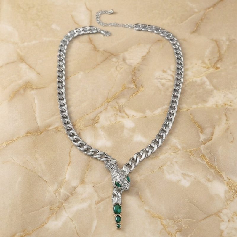 Collier Luxueux en Or en Forme de Serpent