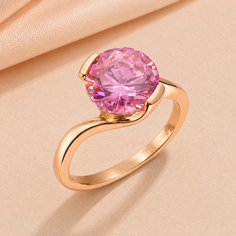 Bague intemporelle en faux cristal