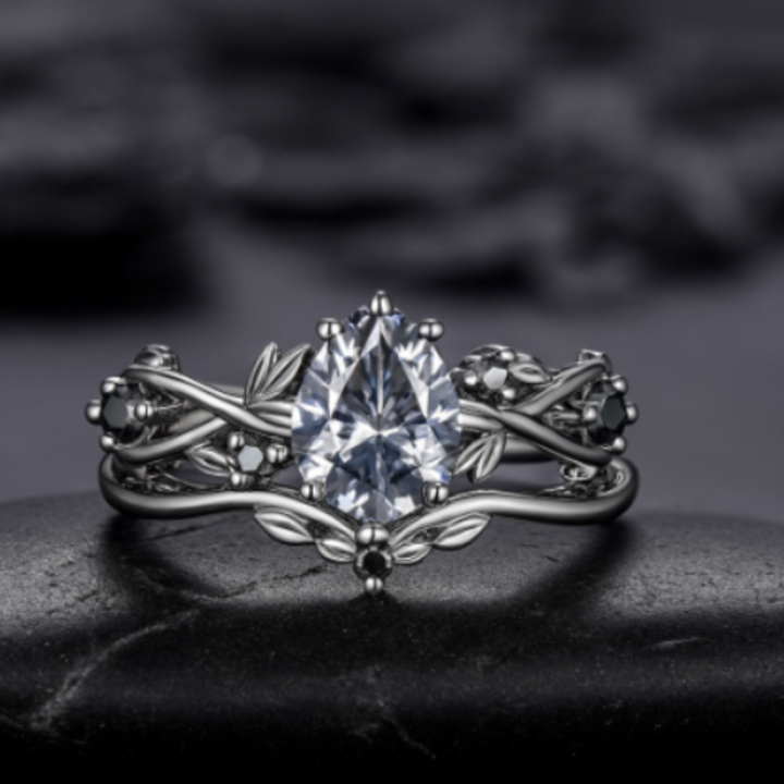 Bague Vigne Taillée en Poire Grâce
