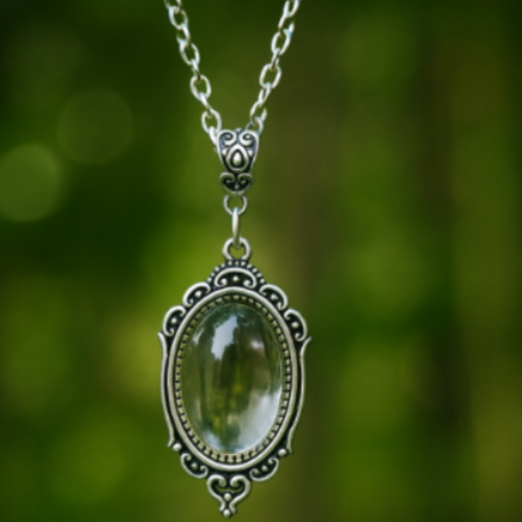 Collier Vintage en Argent Ovale en Filigrane