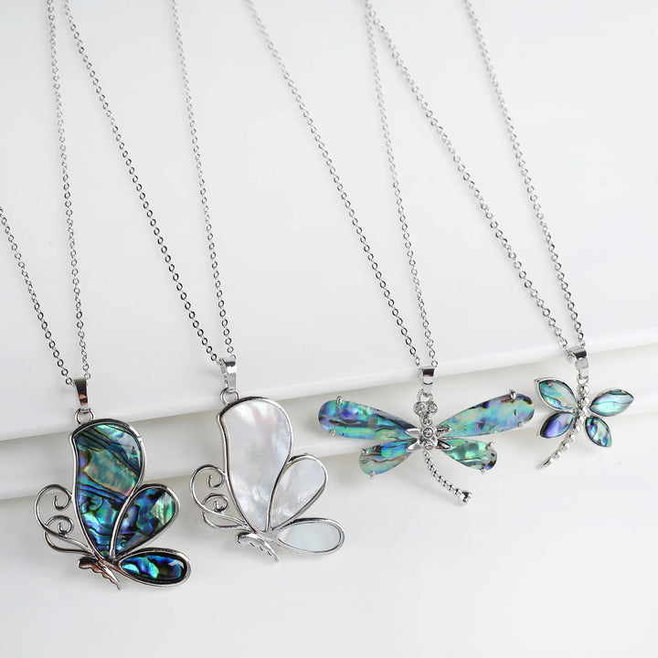Collier Pendentif en Coquillage Naturel - Papillon