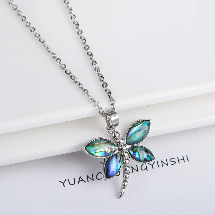 Collier Pendentif en Coquillage Naturel - Papillon