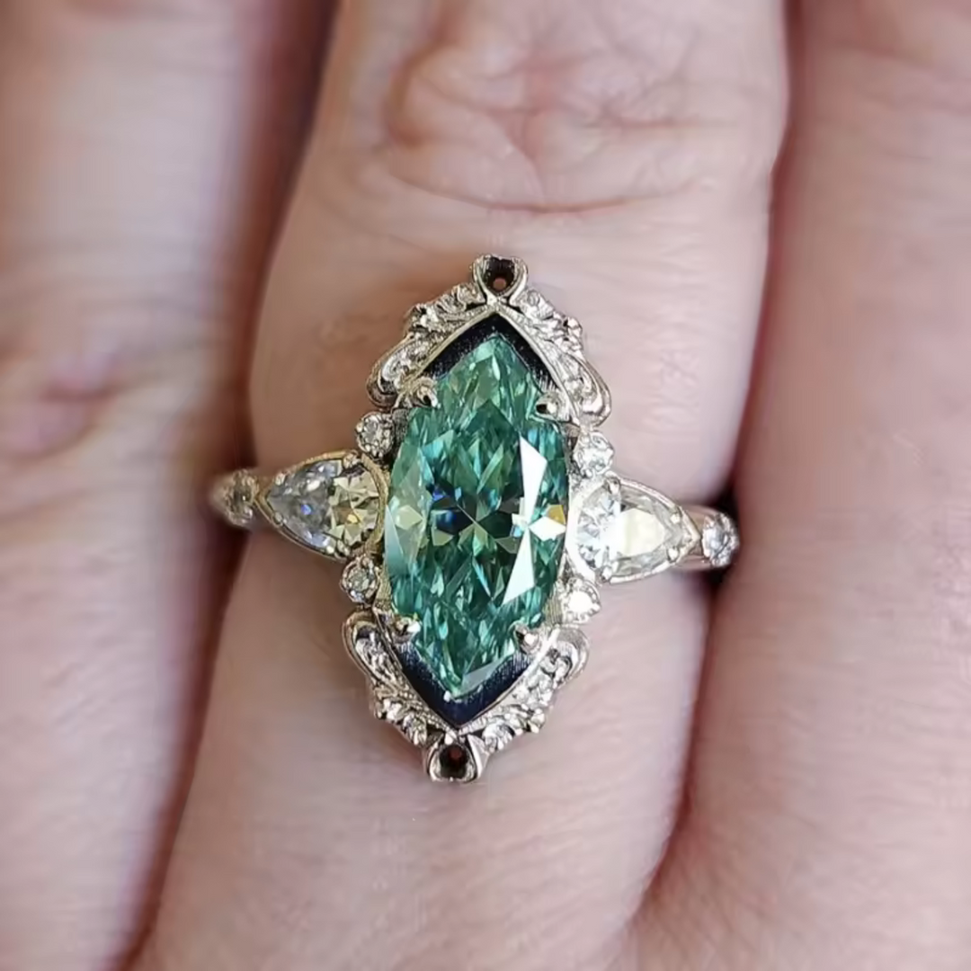 Bague Noble Épanouissement