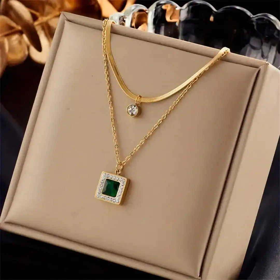 Collier Double en Or avec Émeraude