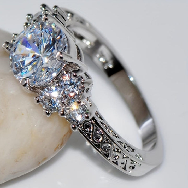 Bague Vintage en Filigrane avec Trois Gemmes