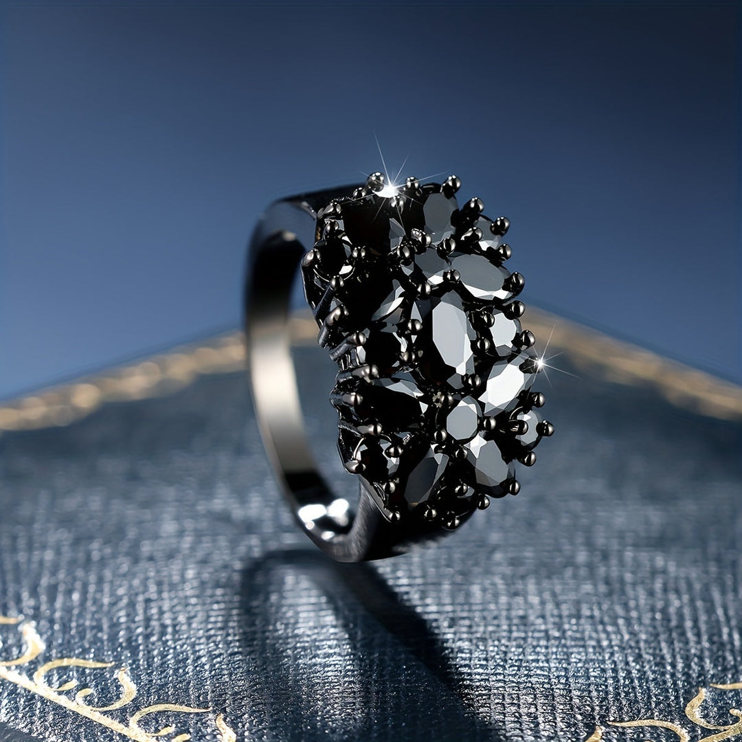 Bague en zirconium noir scintillant