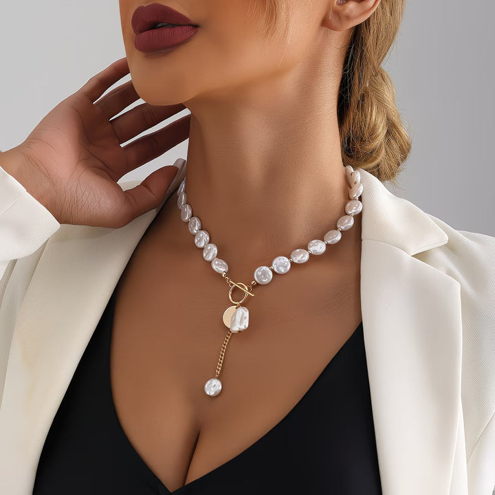 Collier en perles baroques avec fermoir
