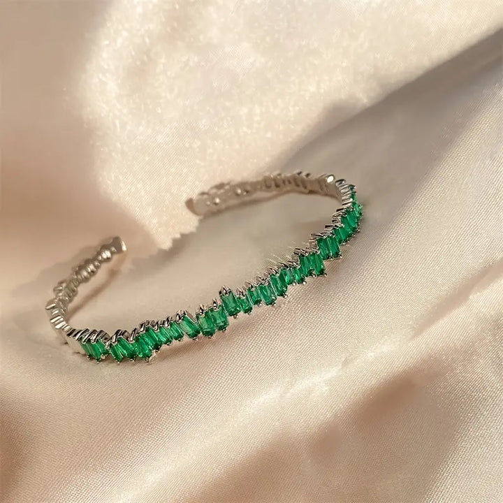 Bracelets en émeraude incrustés Milena Thalys
