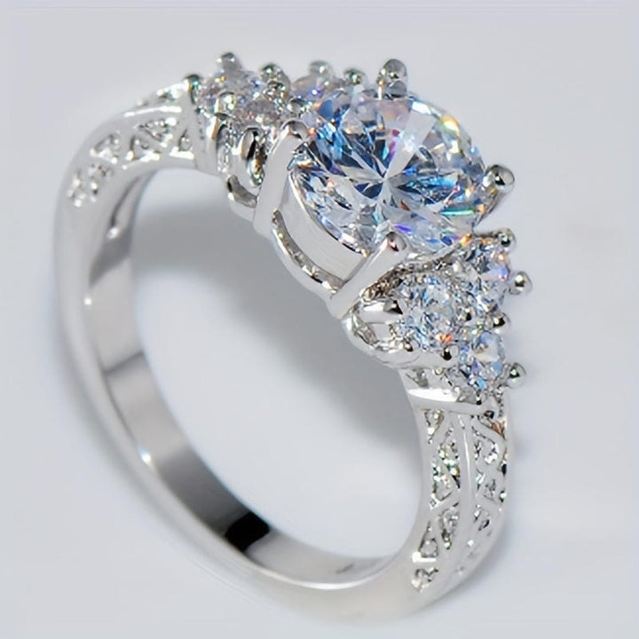 Bague Vintage en Filigrane avec Trois Gemmes