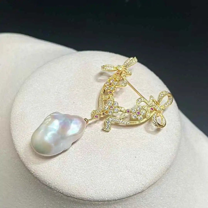 Broche en Nœud Baroque