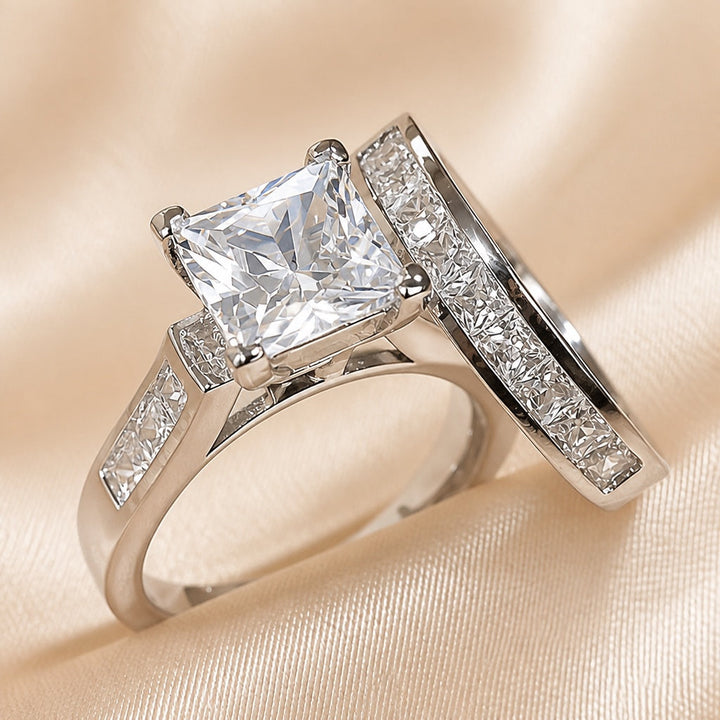 Ensemble de Bagues en Zirconium Carré en Or Blanc