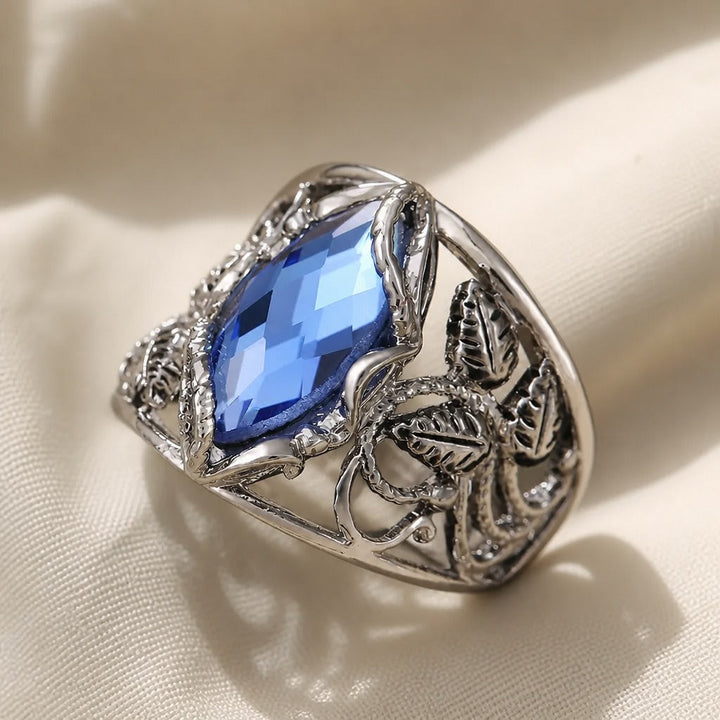 Bague en Saphir Royal en forme de Feuille
