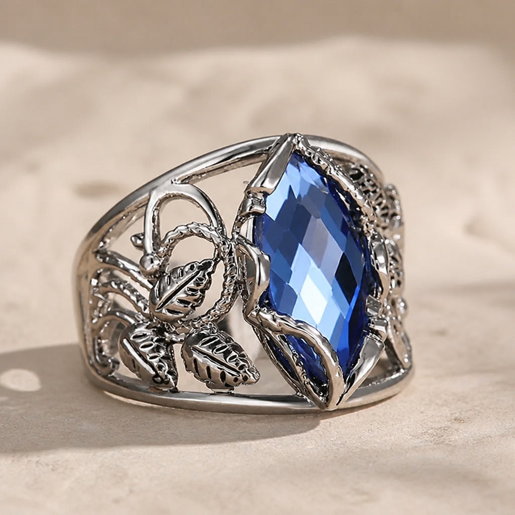 Bague en Saphir Royal en forme de Feuille