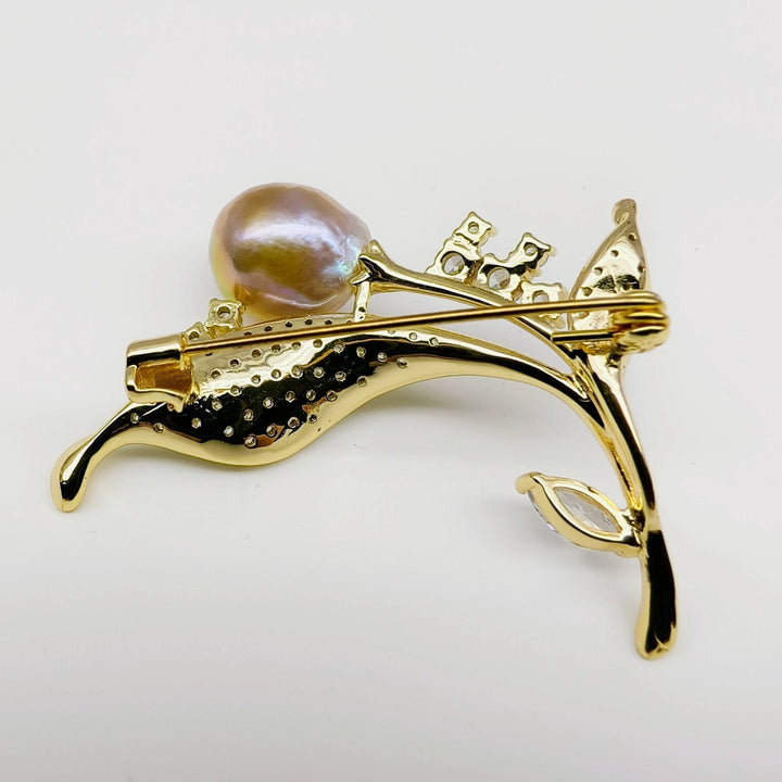 Broche en Perle de Feuille de Cristal