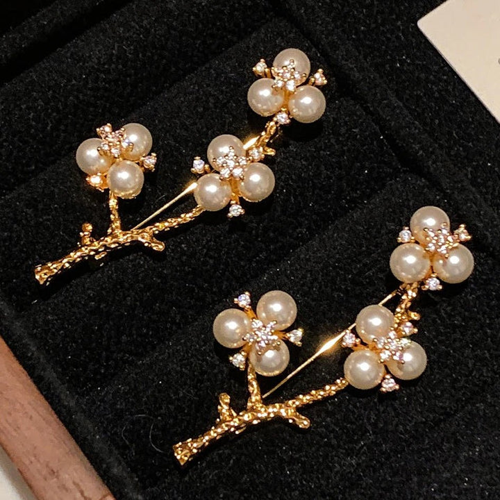 Broche Fleur en Perles Cristallines