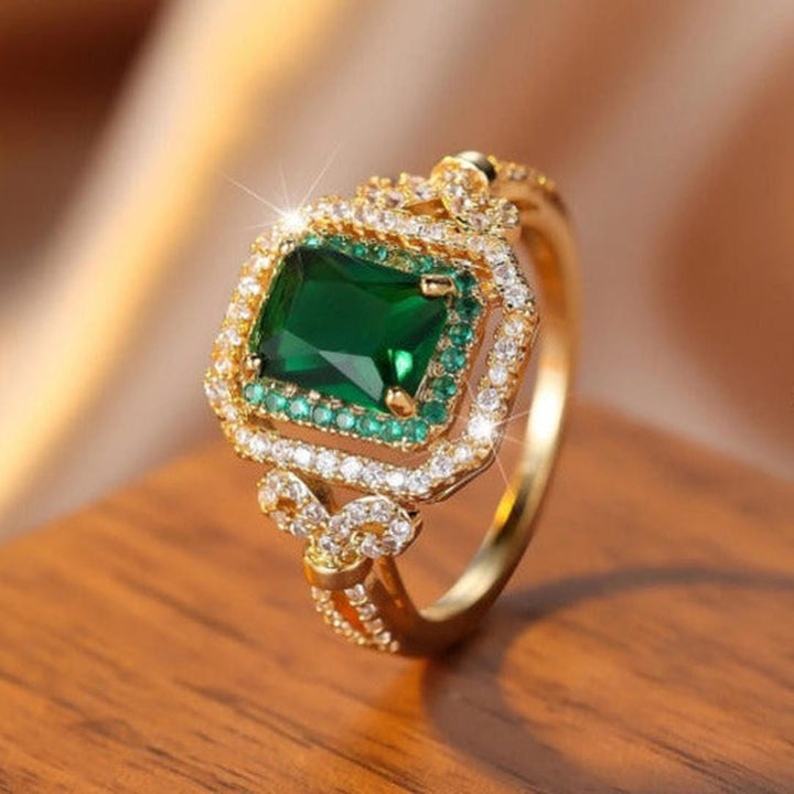 Bague Lumineuse en Cristal Vert Émeraude