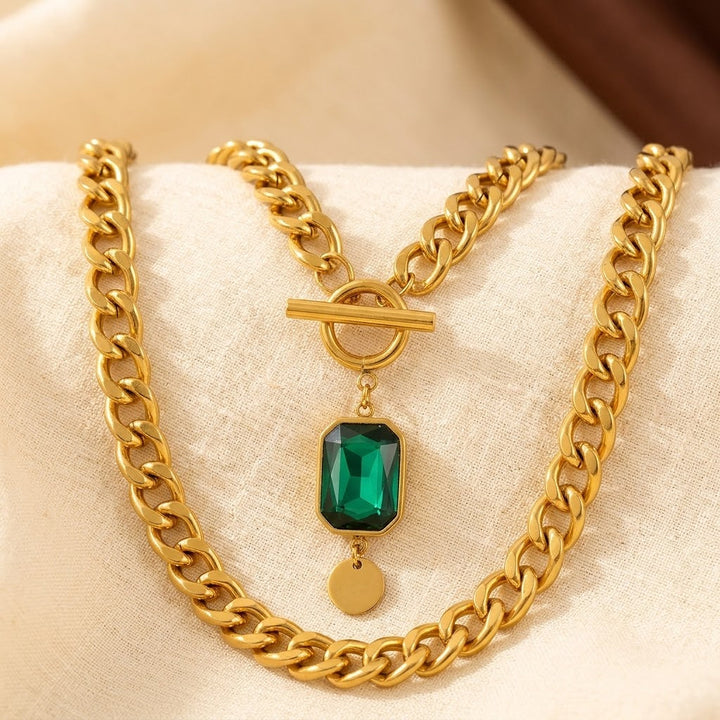 Golden Emerald Chain Necklace