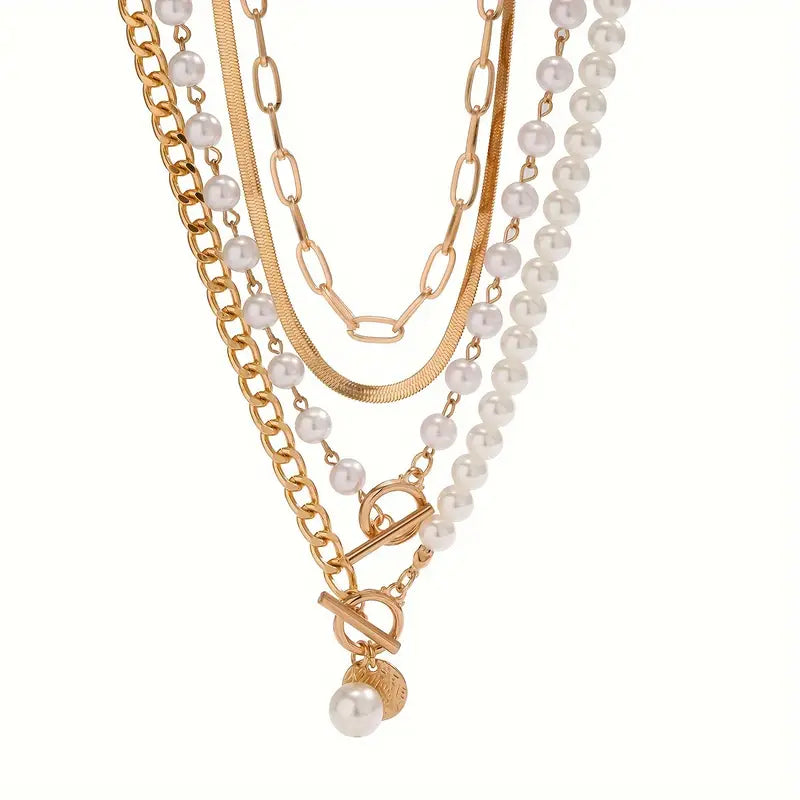 Collier superposé en perles contemporaines