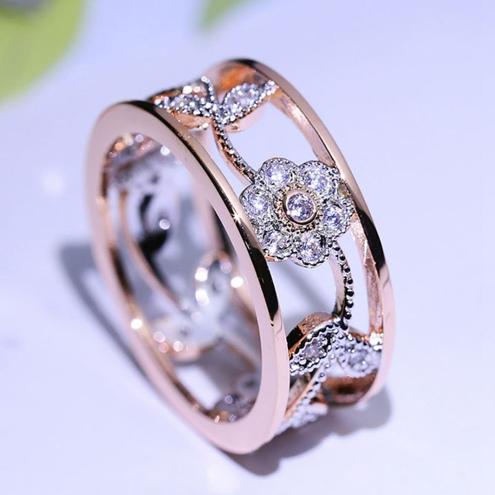 Bague Épanouie de Rose Lumineuse