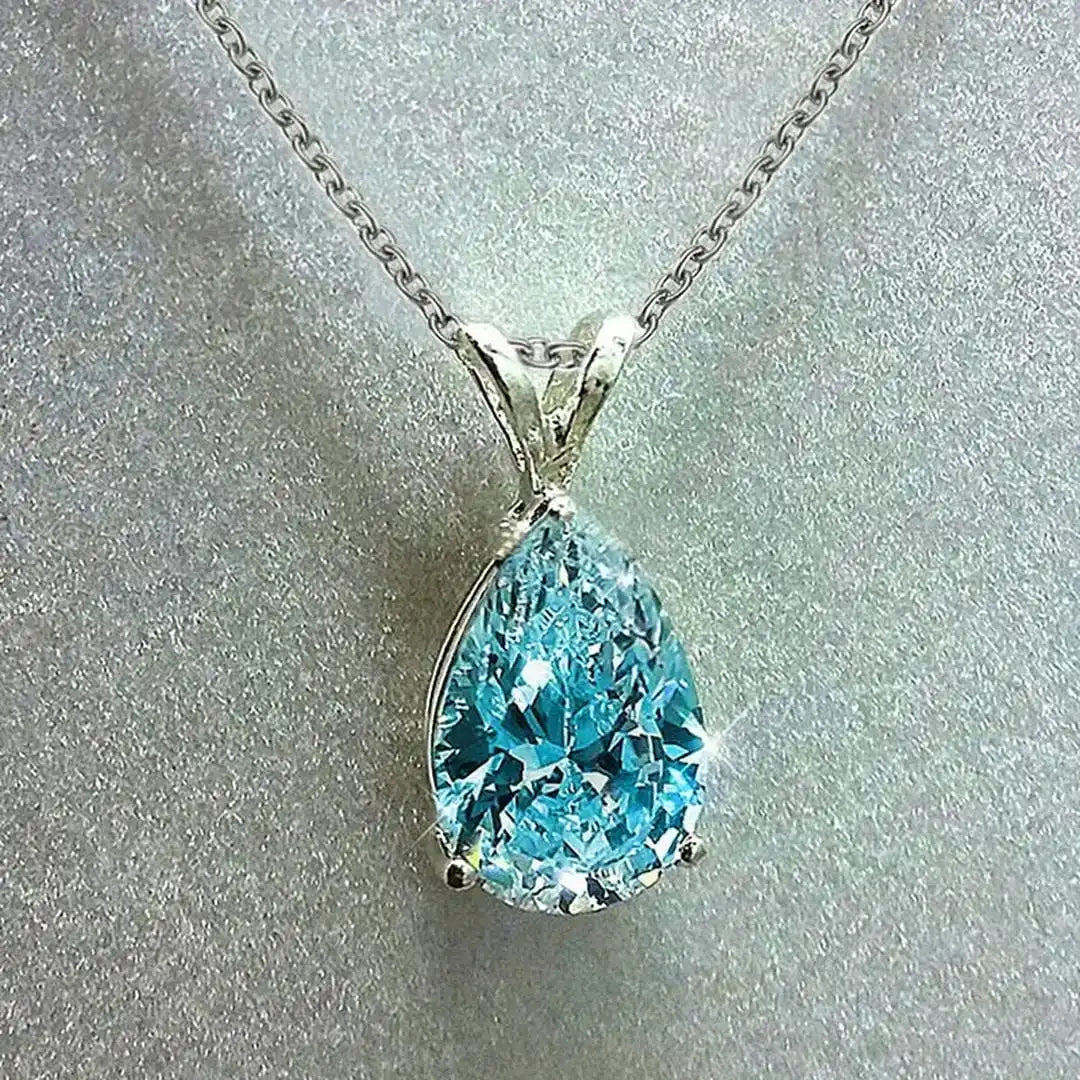 Collier Élégant en Larme de l&
