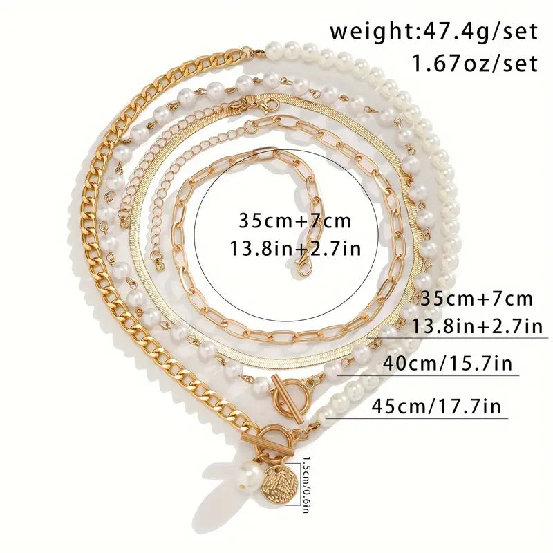 Collier superposé en perles contemporaines