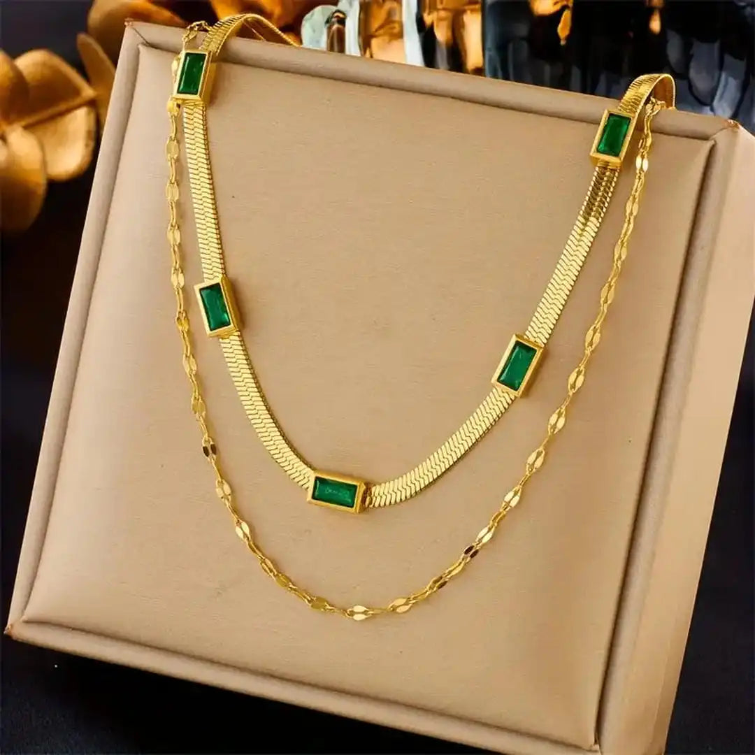 Collier Rétro en Or à Double Couche avec Gemme