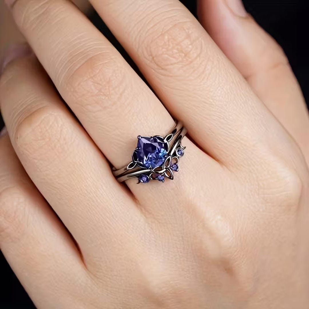Midnight Tranquillity Heritage Ring