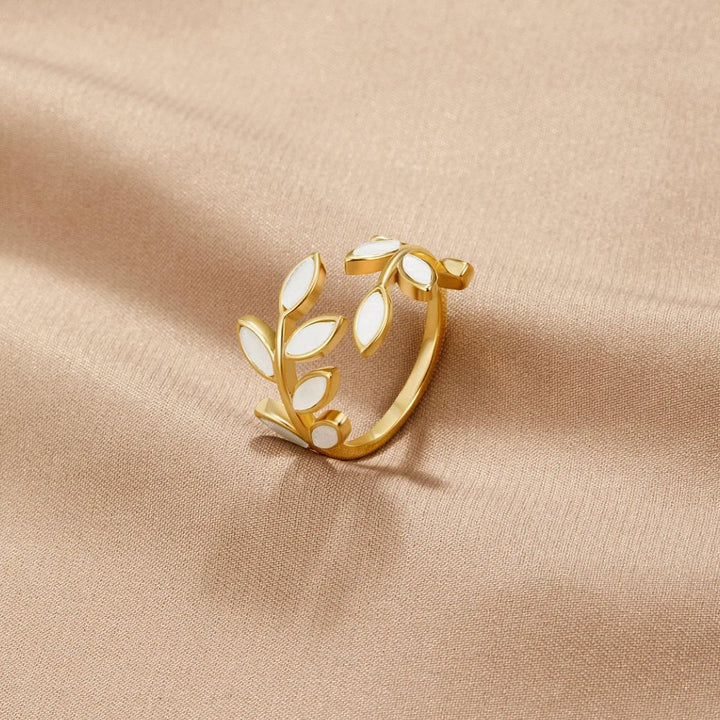 Gold Leaf Pattern Ring