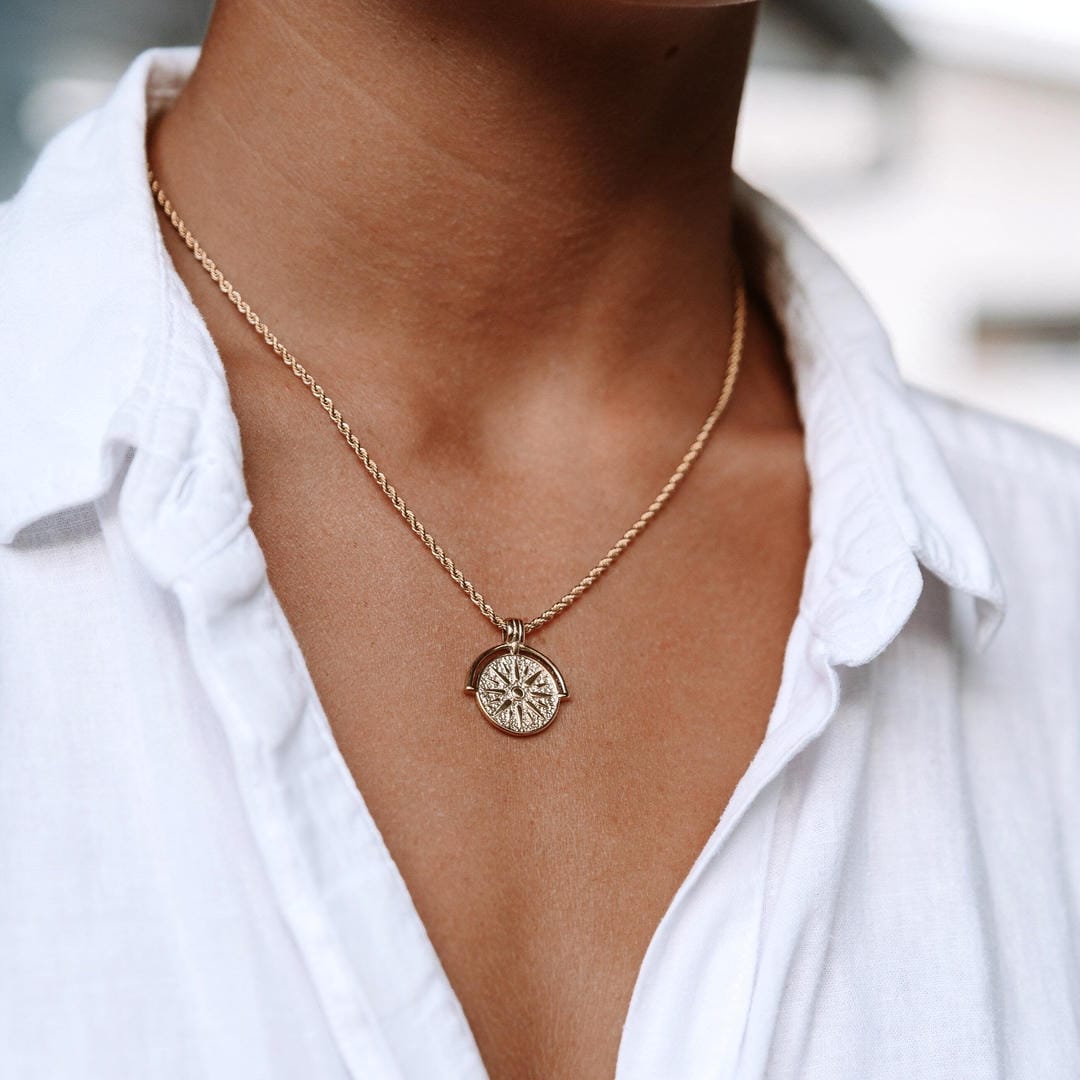 Collier Pendentif Soleil en Argent ou en Or