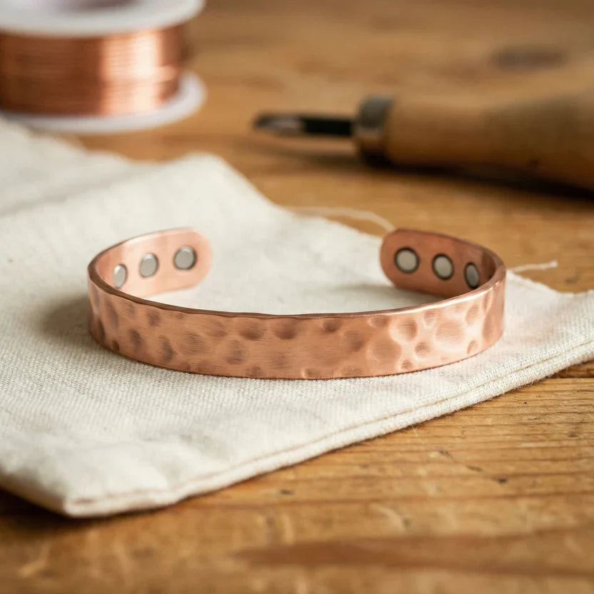 Bracelet en cuivre Lodestone signé