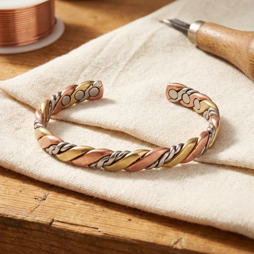 Bracelet en cuivre avec pierre éternelle