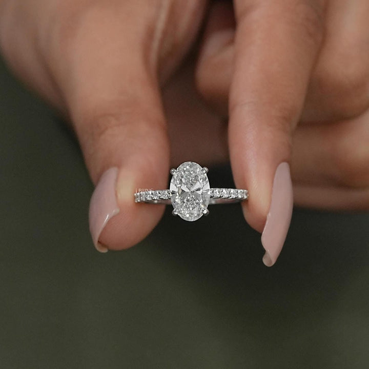 Bague Élégante en Forme Ovale