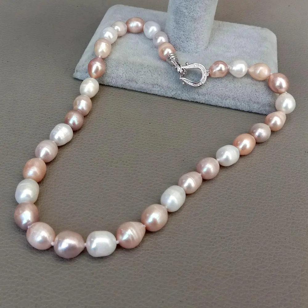 Collier Élégant en Perles Multicolores
