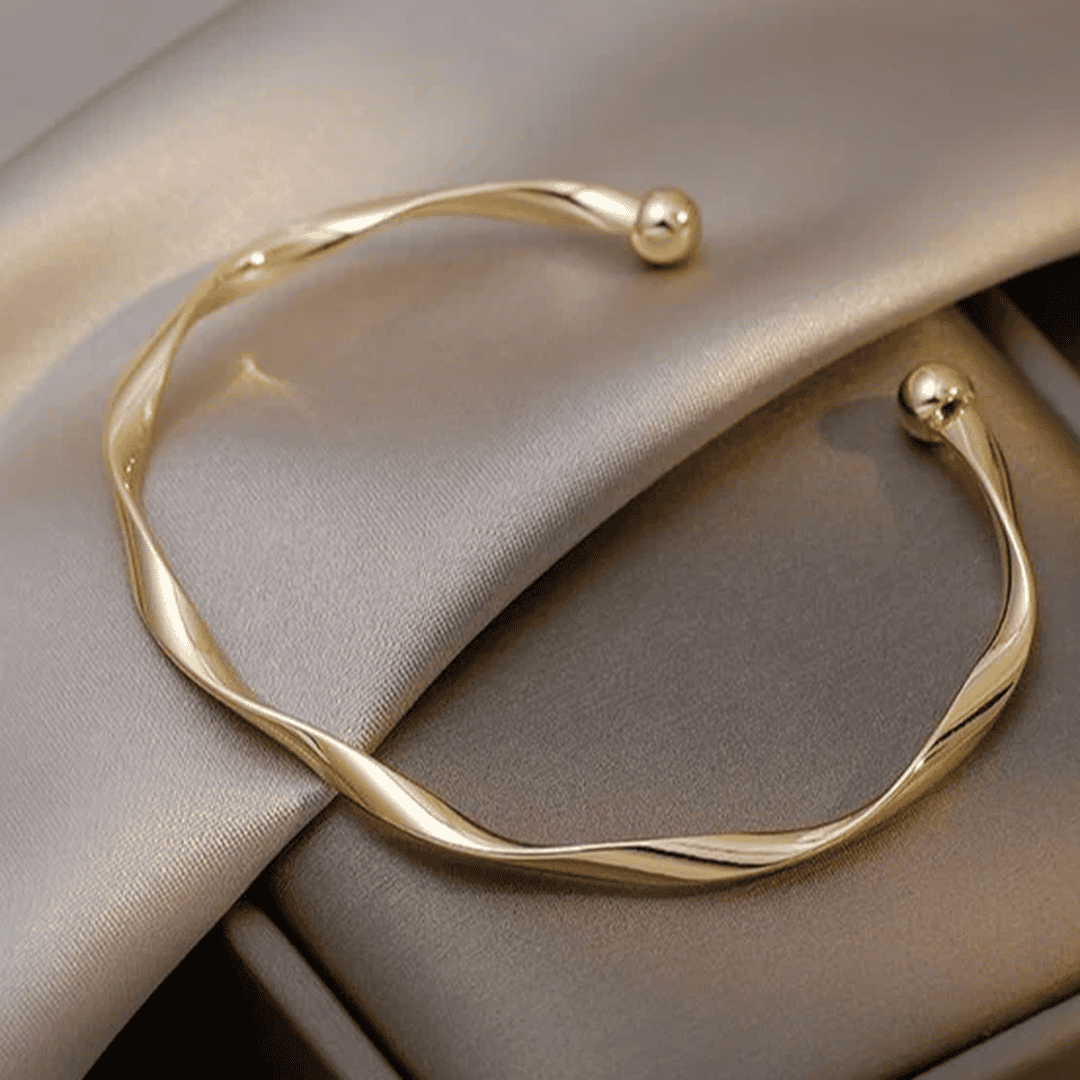 Bracelet Ouvert Élégant en Or 18 Carats