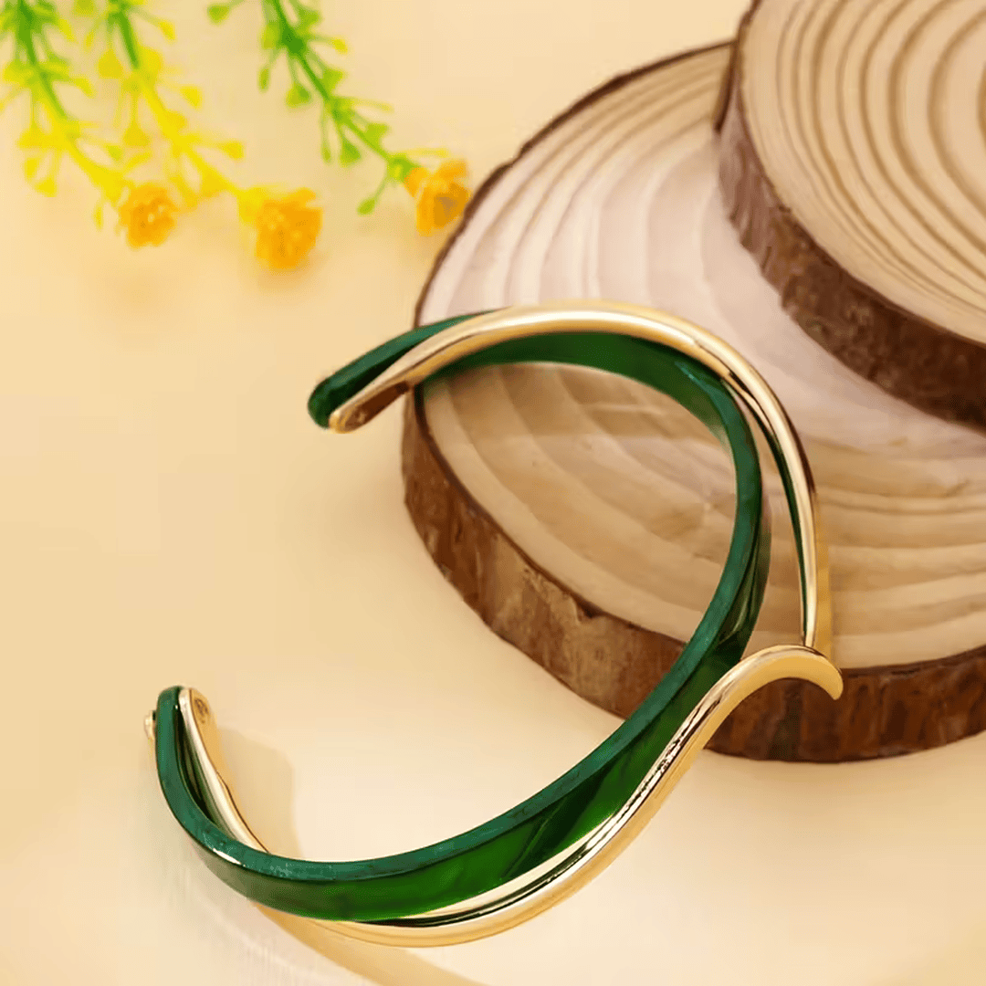 Bracelet Élégant en Émeraude Verte
