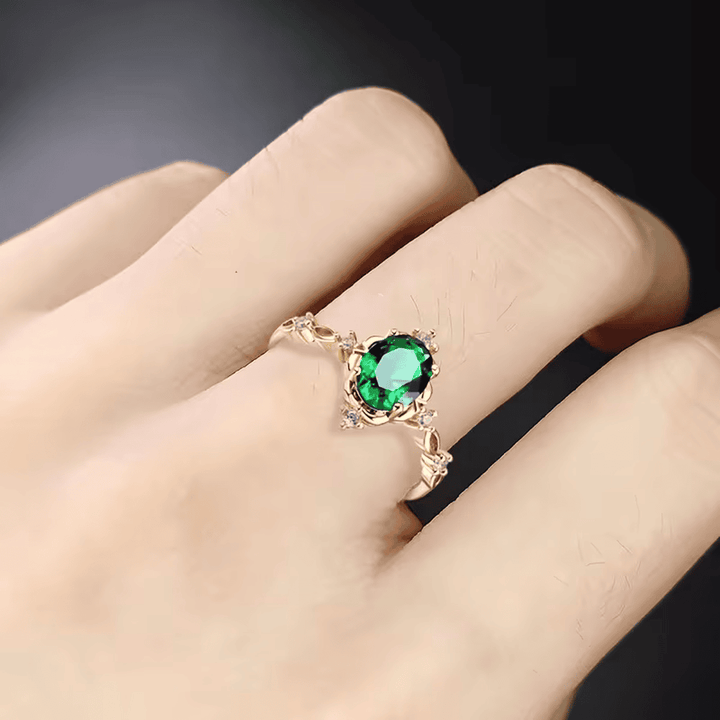 Bague en Gemme Pétale Enchantée