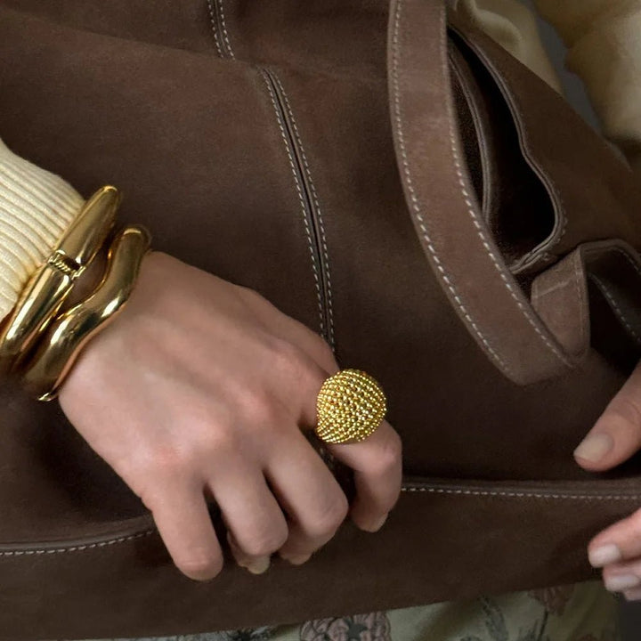 Bague Dôme Élégante en Maille