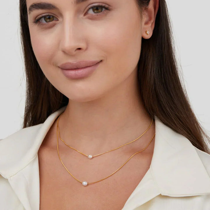 Collier de perles superposé sophistiqué
