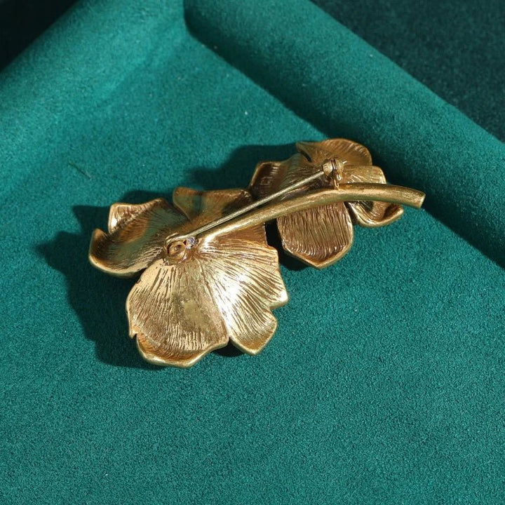 Broche Fleur de Saphir Nocturne